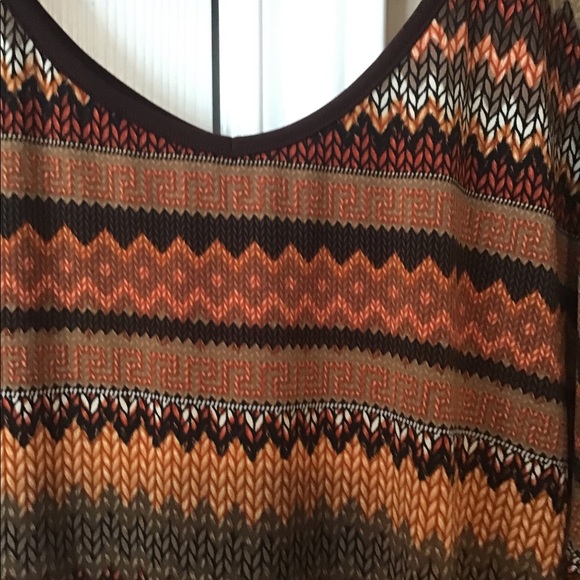 Brand new crop top - Picture 16 of 16